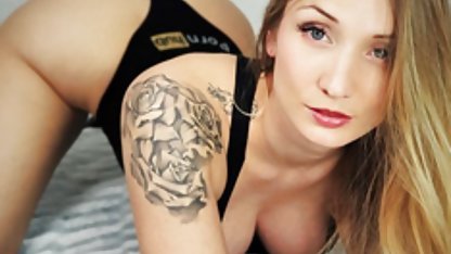 Cosplay Naive Masturbates در یک اتاق صورتی ، قسمت 8 سکس کردن کامل