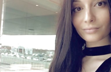 فقط یک بلوند داغ سگس کامل دیگر یک دیک سیاه می شود!